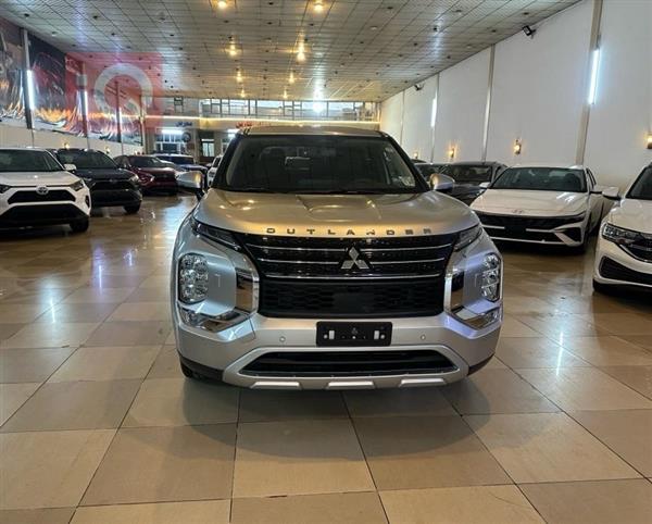 ميتسوبيشي اوتلاندر 2024 للبيع في العراق - اربيل